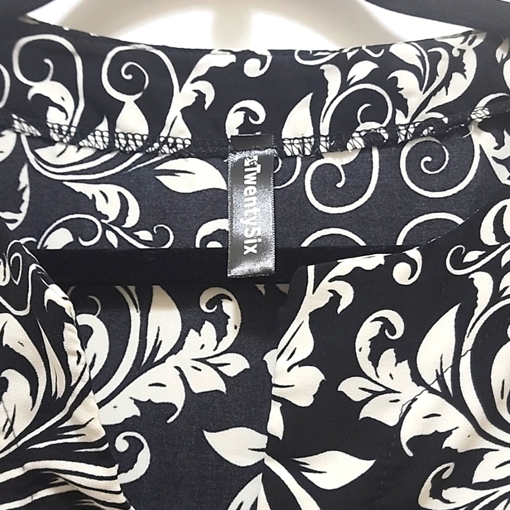 Women's Black & White Floral Print Tunic Dress Knee Length 3/4 Sleeve Size S-M - Picture 3 of 12